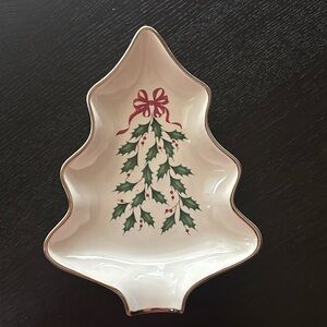 Lenox holiday tree candy dish. New never used with rapper.